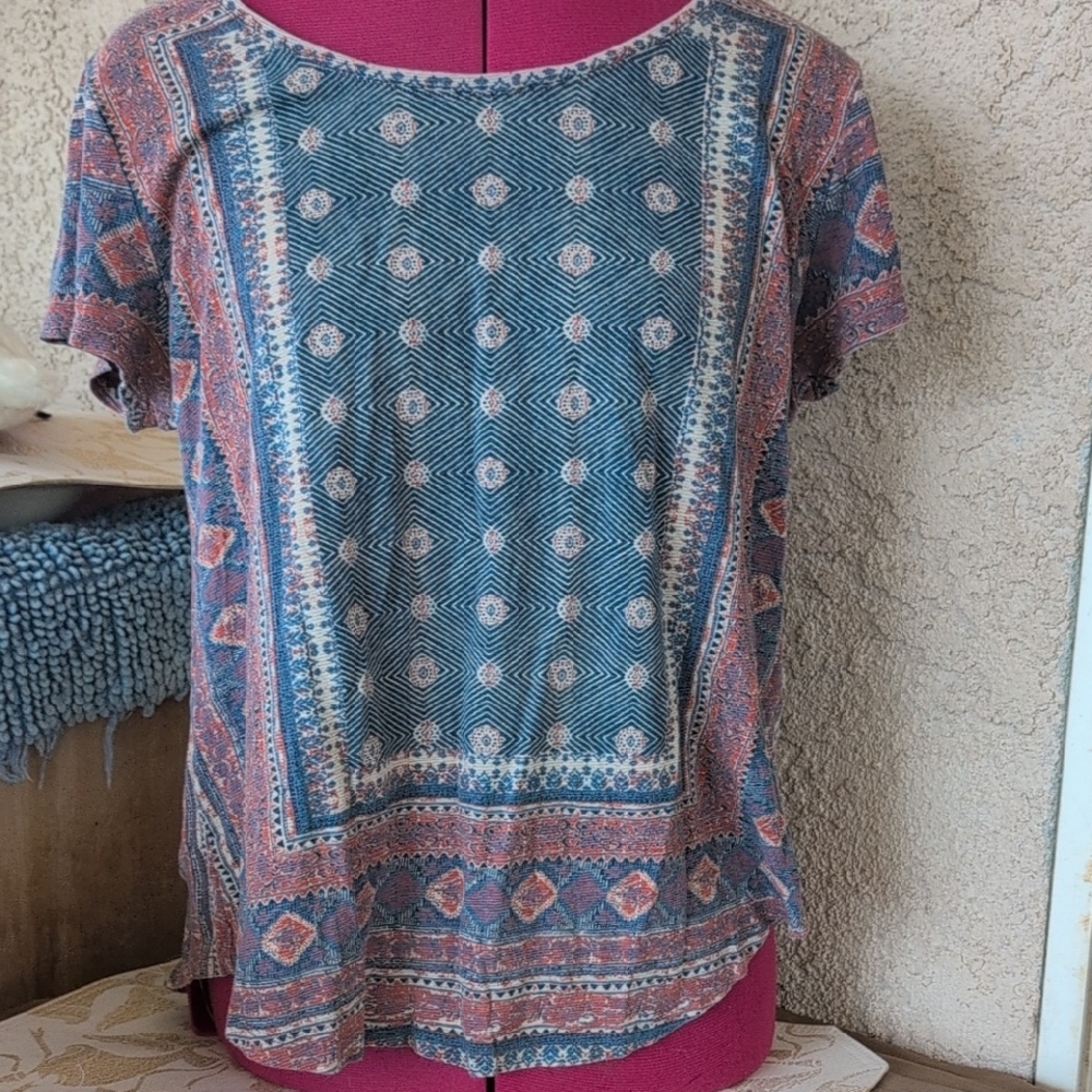 Lucky Brand Blue and Pink Geometric Short Sleeve Top